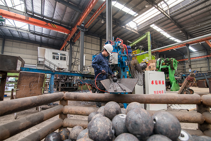 临汾网架配件-螺栓球加工车间